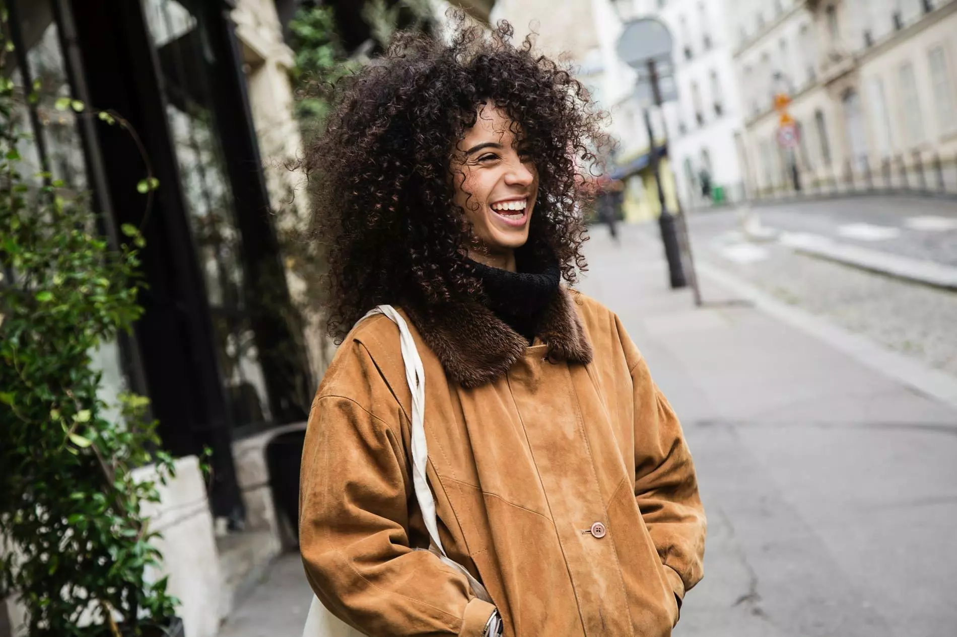 Portrait de Yasmine Yahiatène
